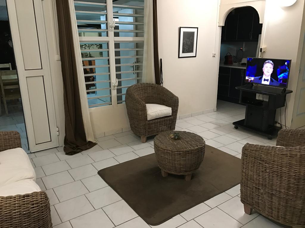 サンタンヌ Maison De Vacances A St Anne Martiniqueヴィラ エクステリア 写真